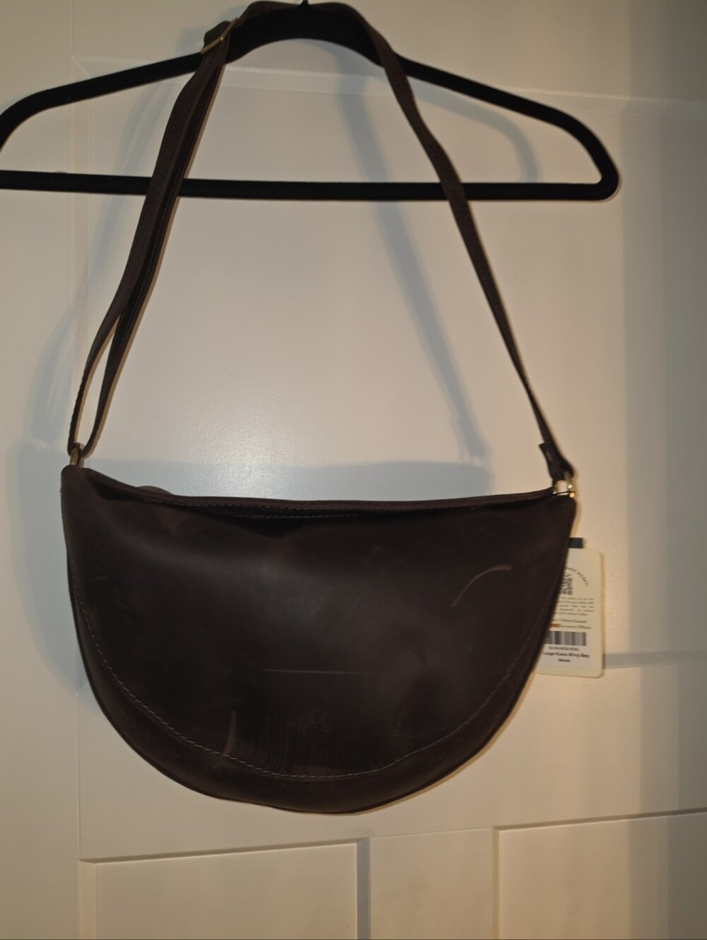 Portland Leather - Brand New - Oversized Dark Brown Koala Sling Bag - Picture 8 of 8